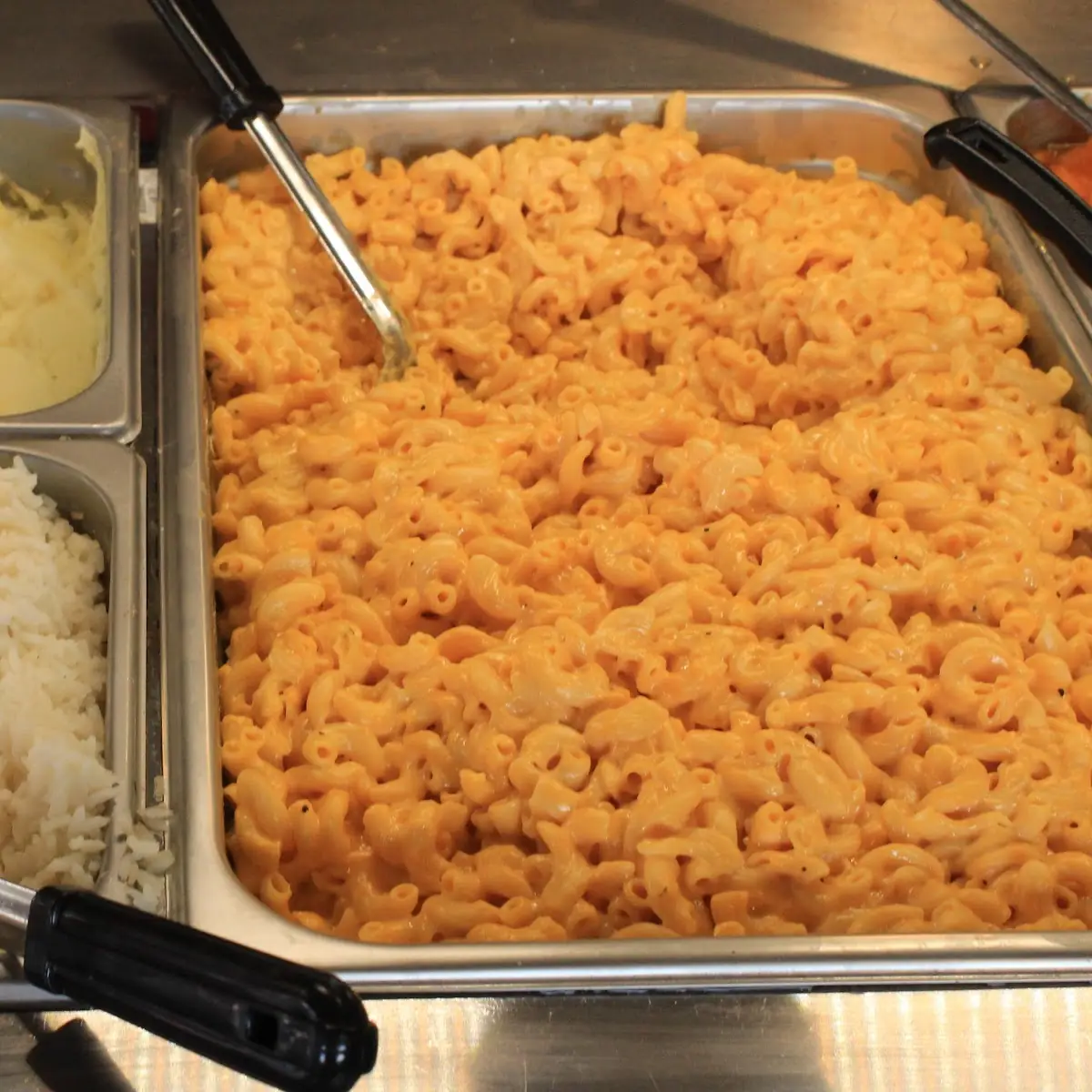 Rice Mac and Cheese & Mashed Potatoes