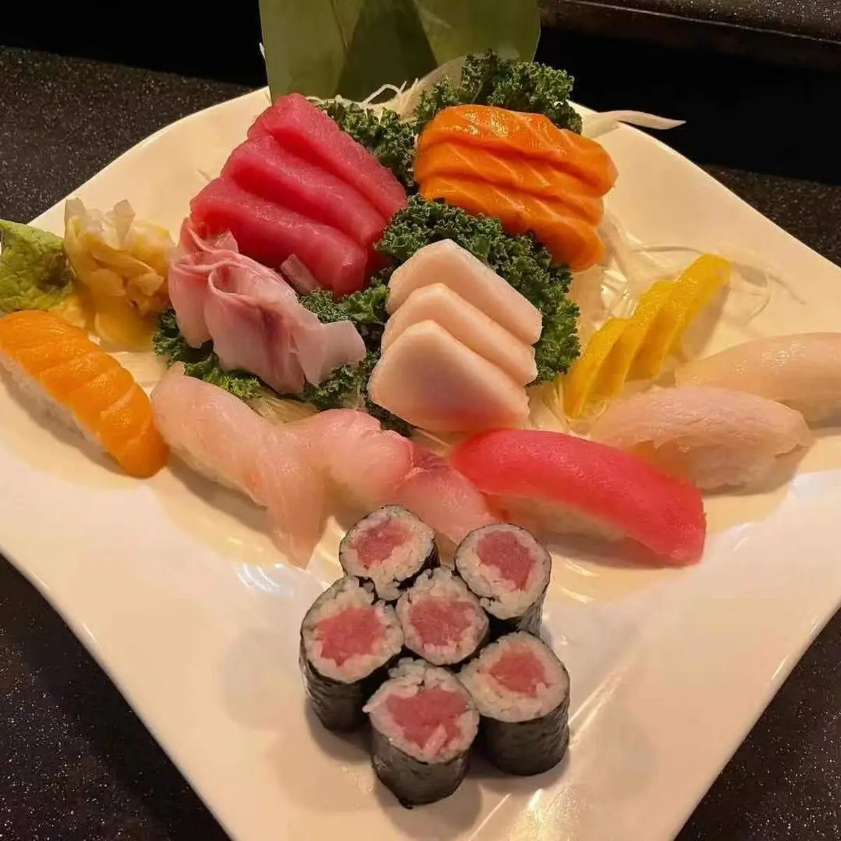 Sushi & Sashimi Combo