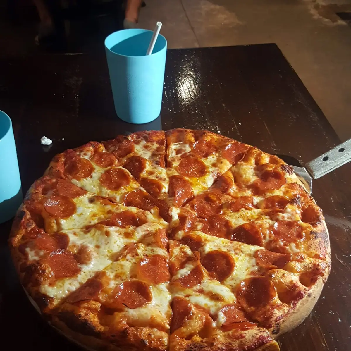 Large Pepperoni Pizza