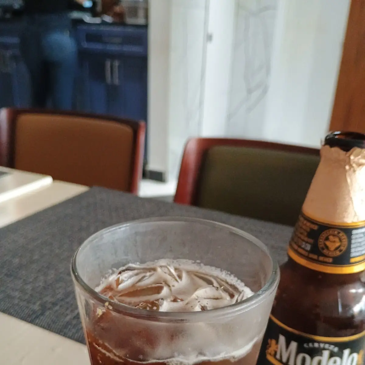 Modelo Especial