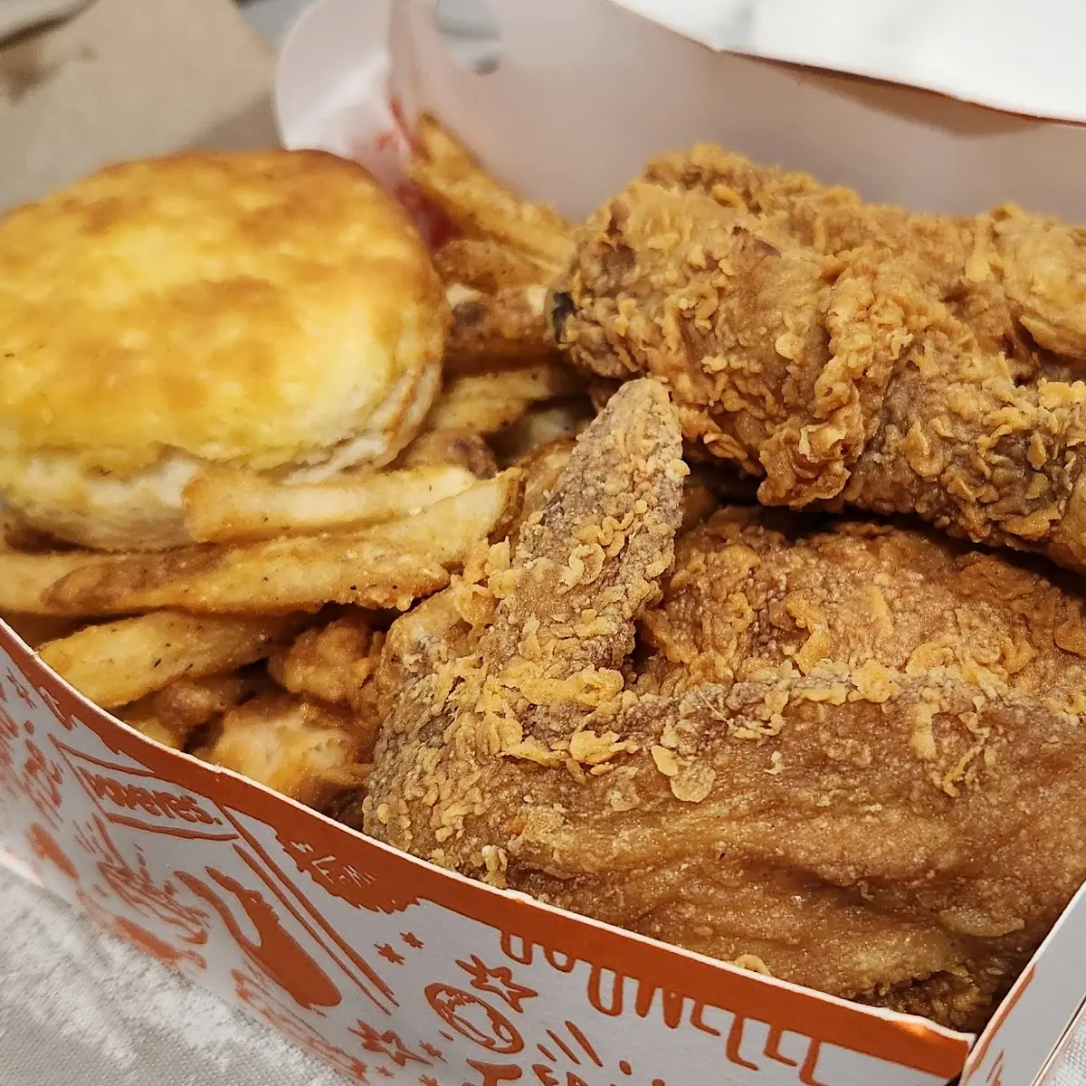 Regular Chicken Diner with French Fries