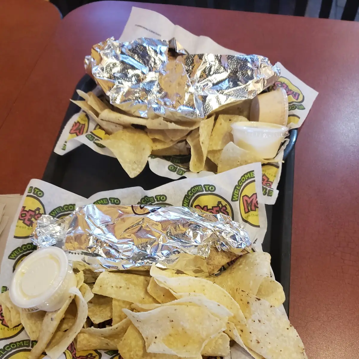 Nachos with White Cheese Sauce