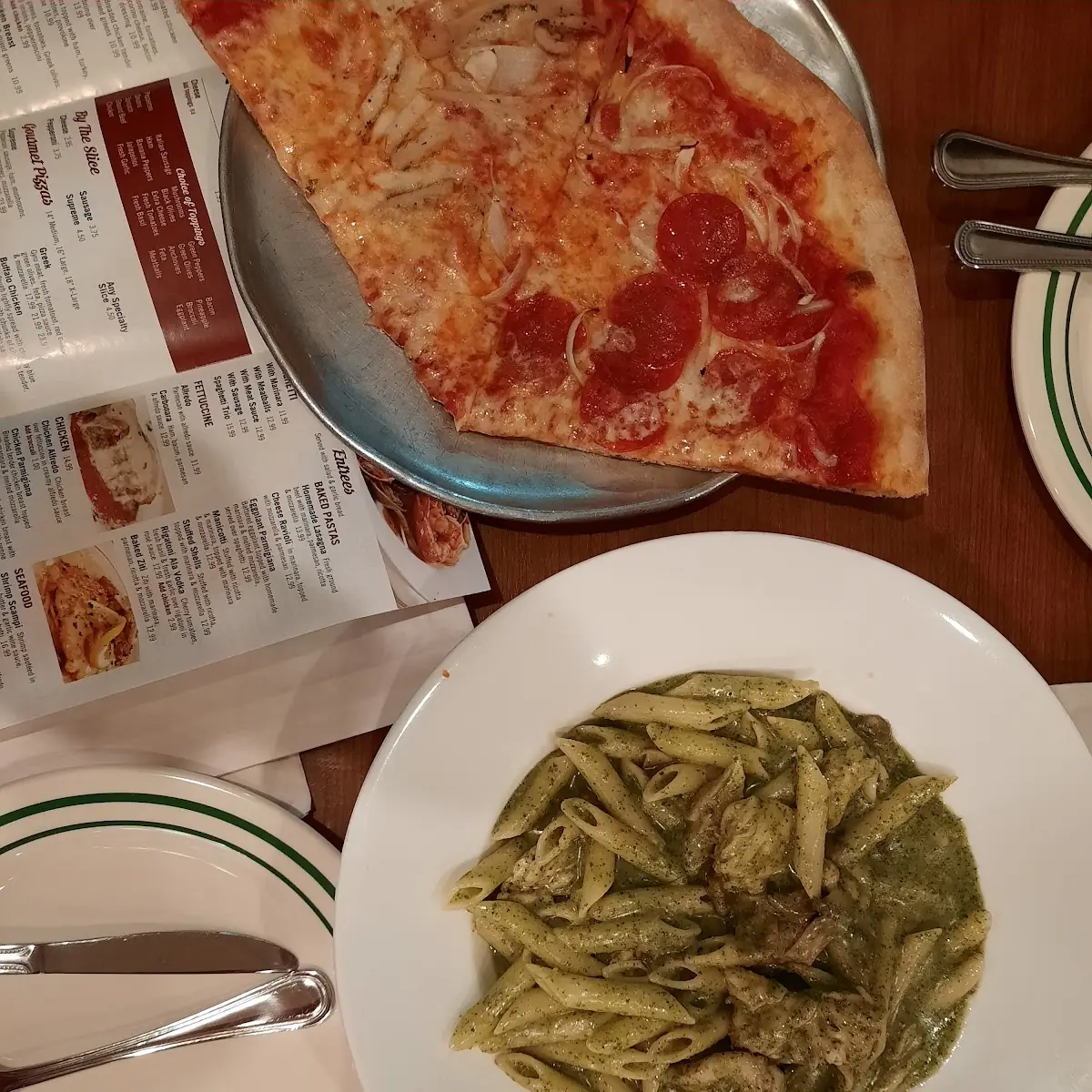 Chicken Pasta in Pesto Sauce