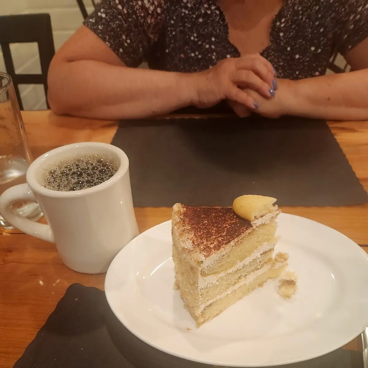 Tiramisu Cake