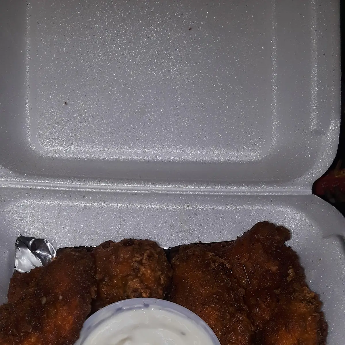 Hott Wings Are Great