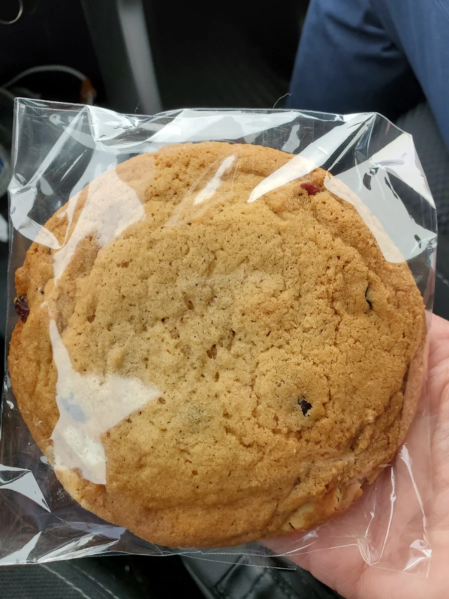 White Chocolate Cranberry Cookie