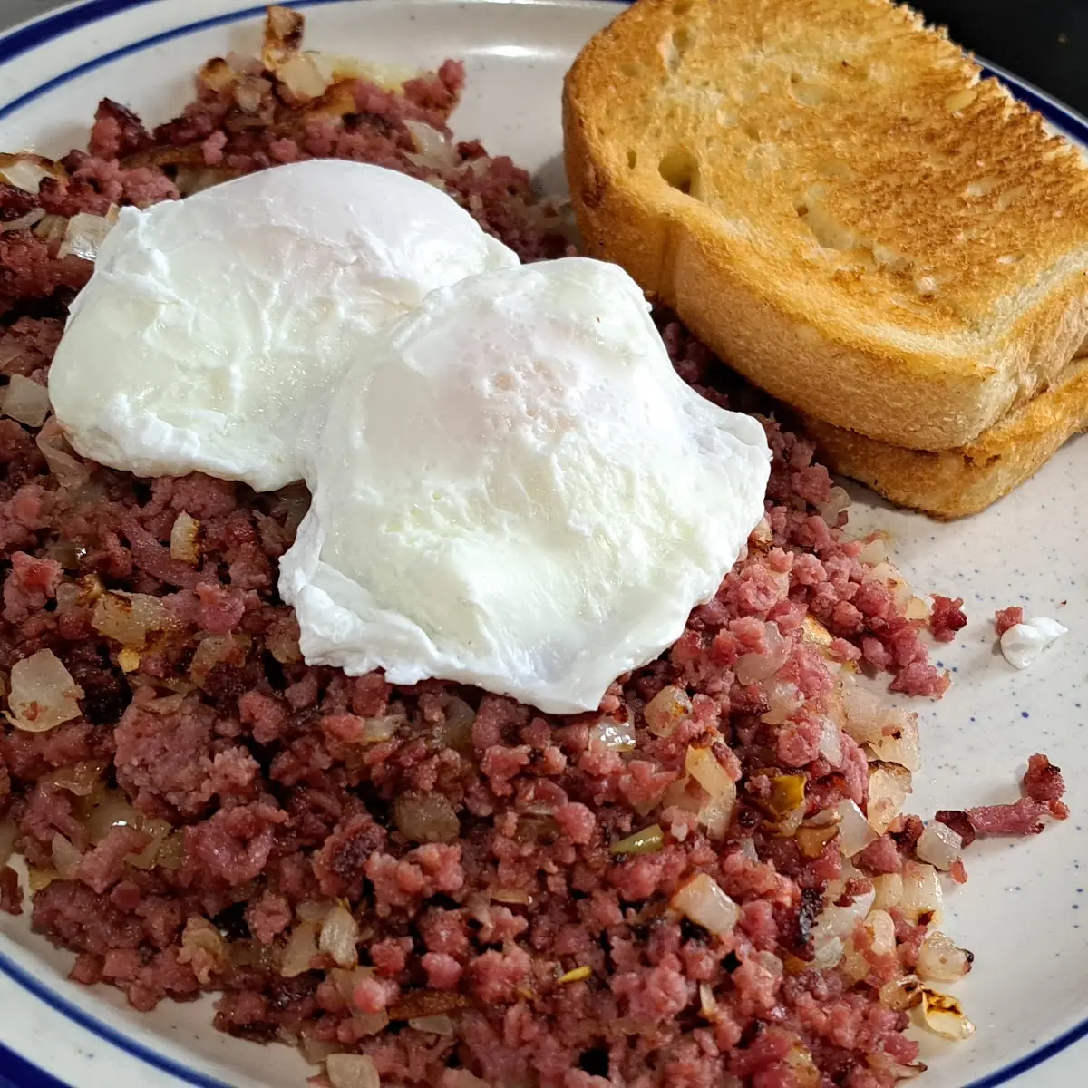 Corned Beef Hash & Eggs