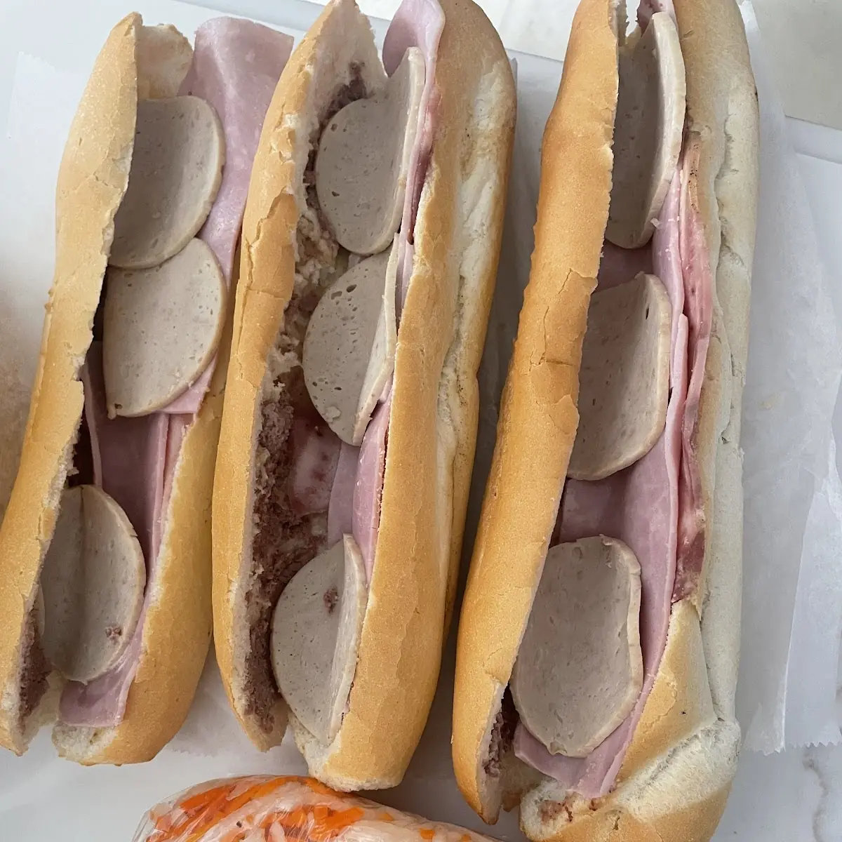 Banh MI DAC Biet