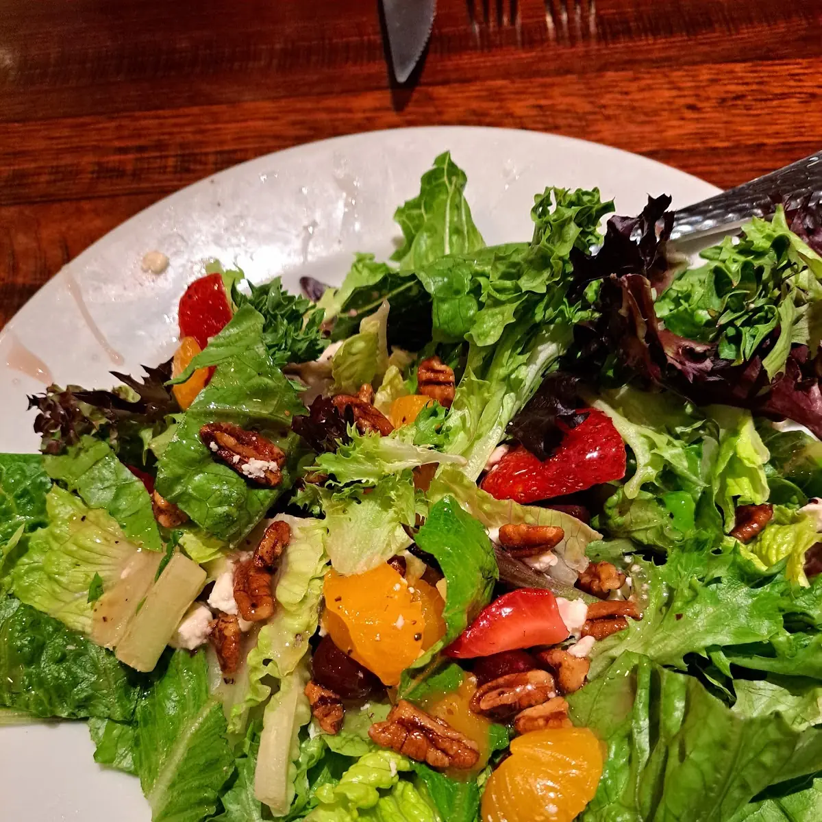 Strawberry & Pecan Salad