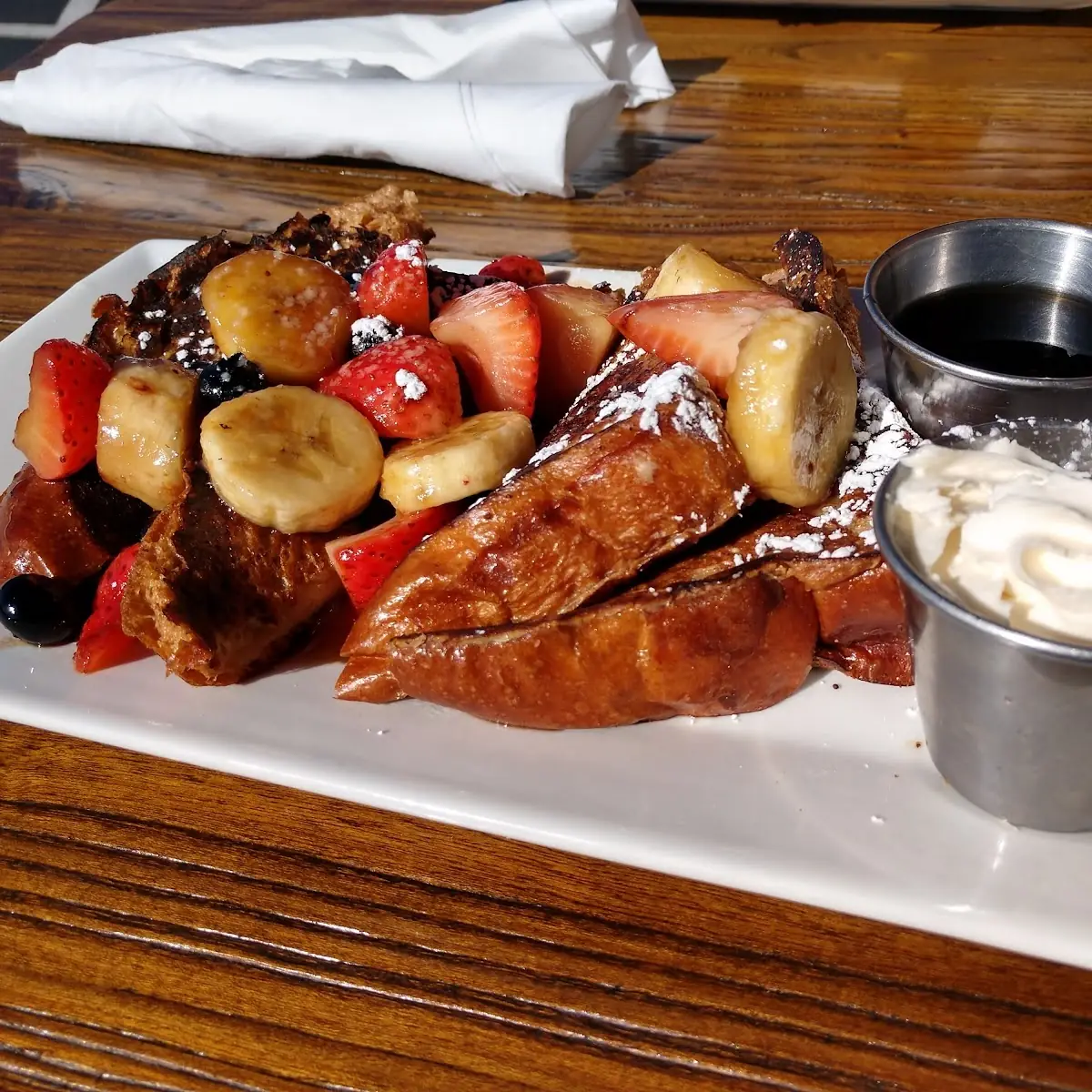 French Toast with Fresh Fruit