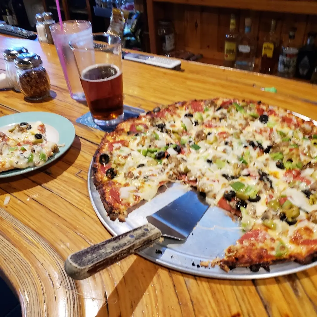 Sawmill Special Thin Crust Pizza