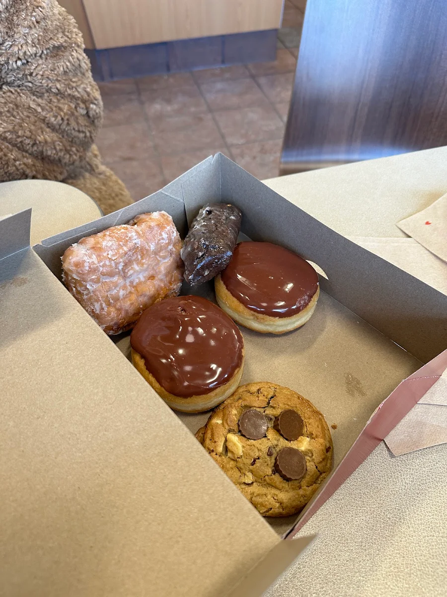 Boston Cream Puff, Tim Hortons