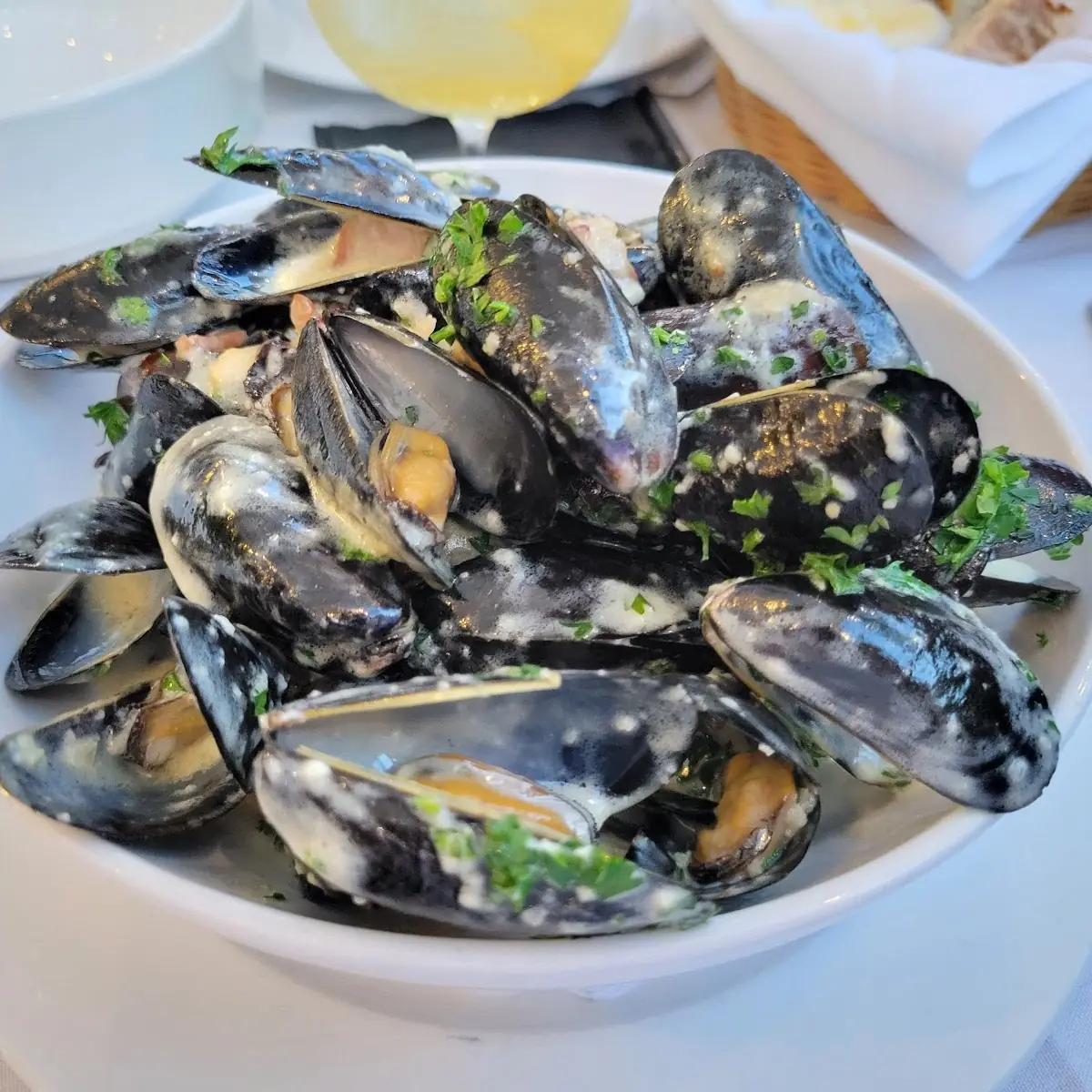 Blue Cheese Mussels