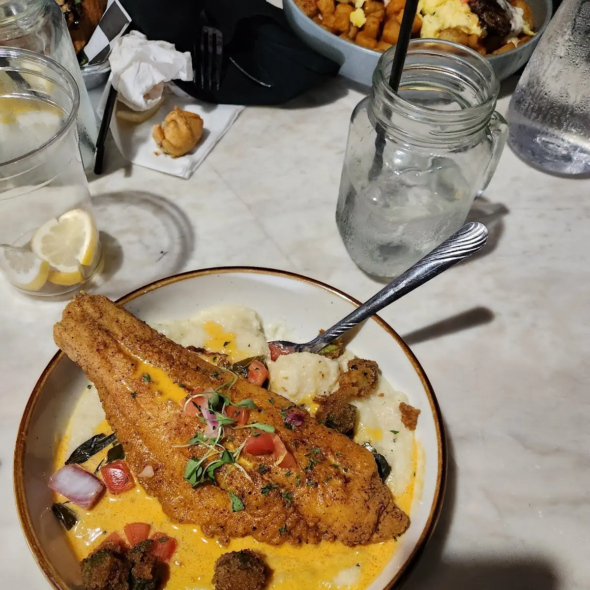 Fried Fish with Creamy Grits