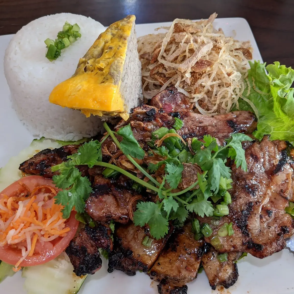 Cơm Tấm Sườn Bì Chả Trứng