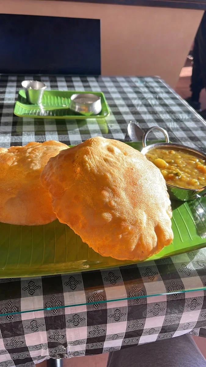 Chole Bhatura, Chola Indian Cuisine