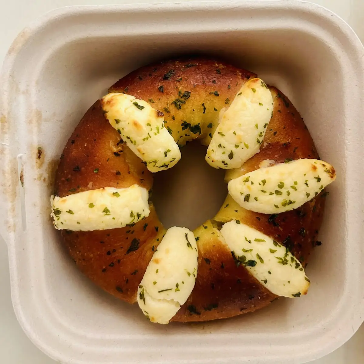 Garlic Parmesan Cream Cheese Bagel Bread