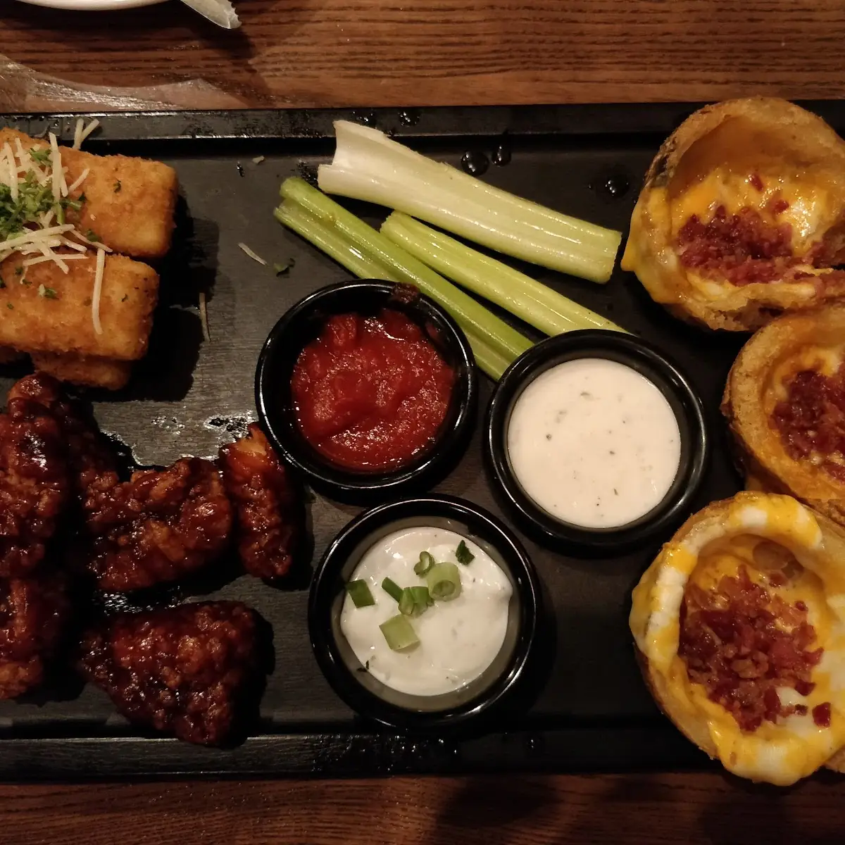 Fridays Classic App Platter