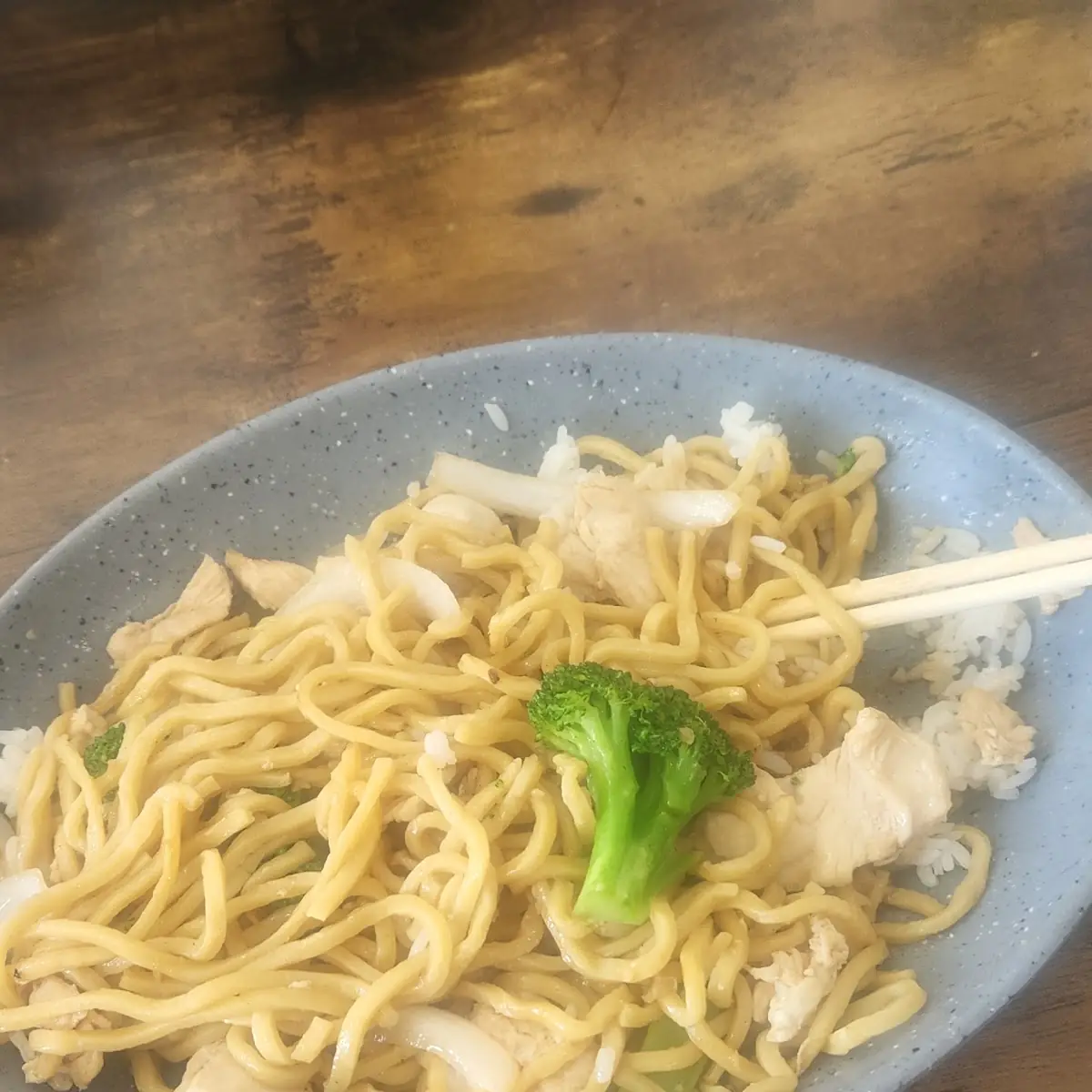 Chicken Lo Mein