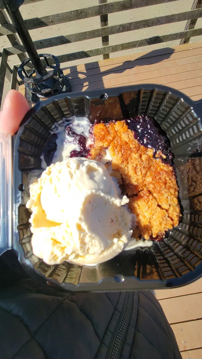 Blackberry Cobbler
