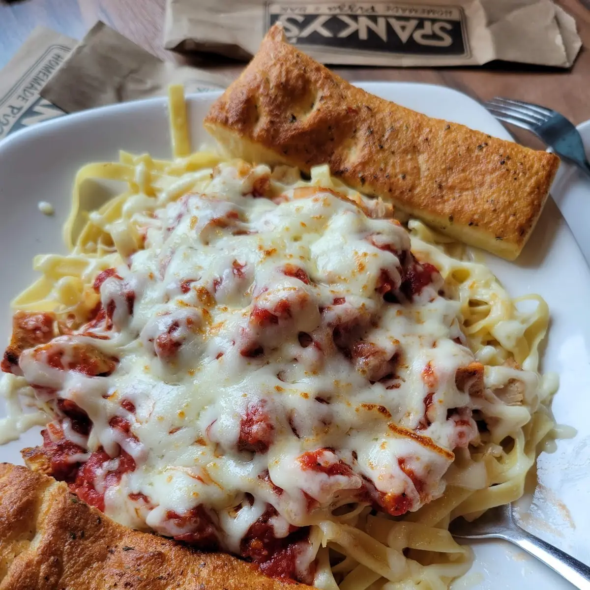 Spaghetti & Bread Sticks