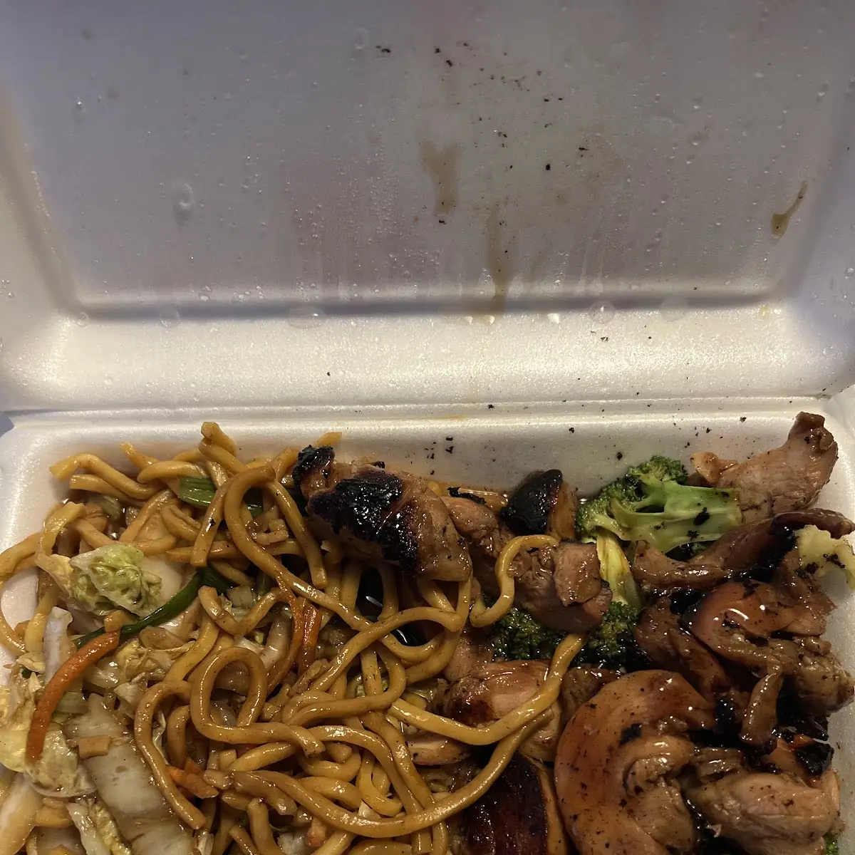 Chicken Lo Mein Combination Plate