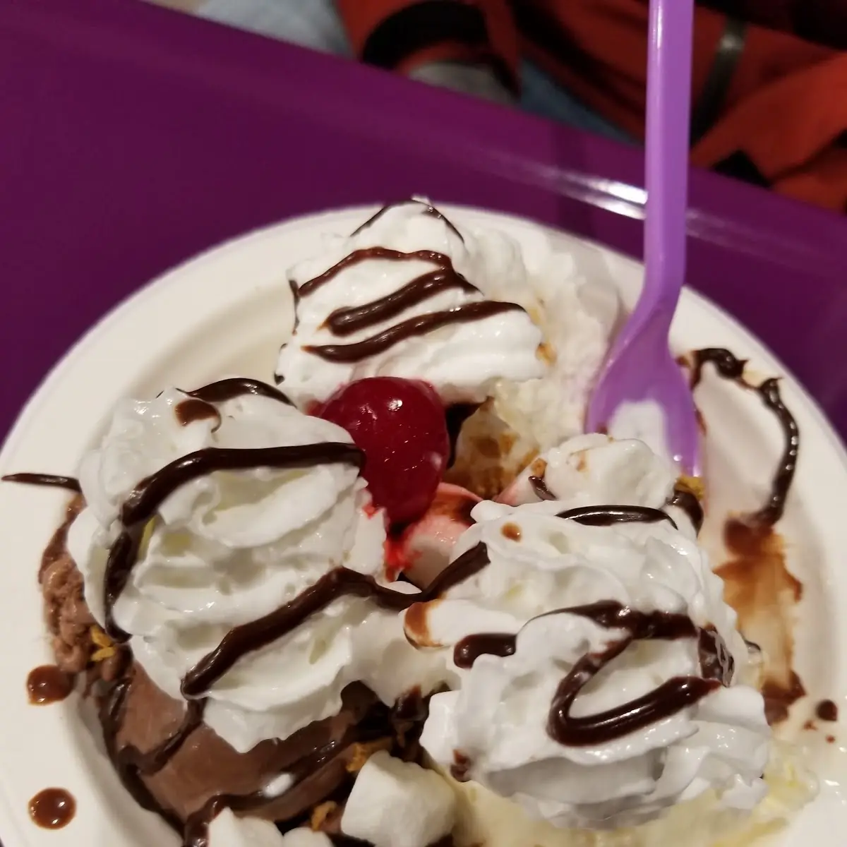 Cream with Marshmallows Hot Fudge