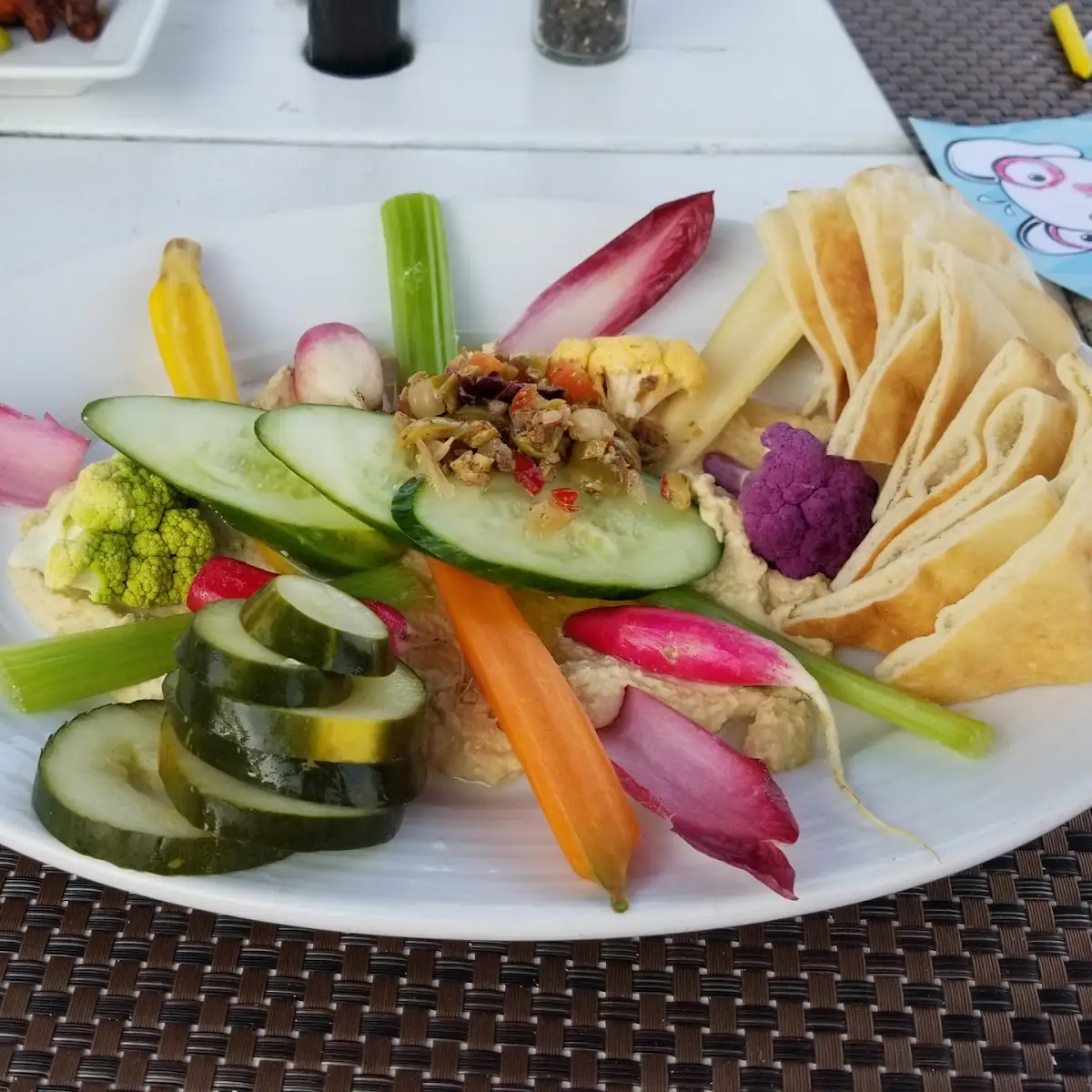 Hummus Plate