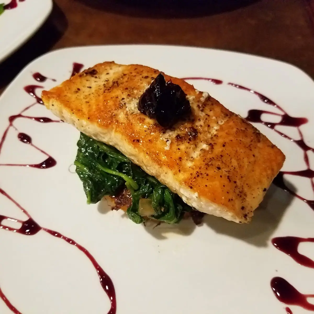Pan Seared Yellow Fin Tuna Served