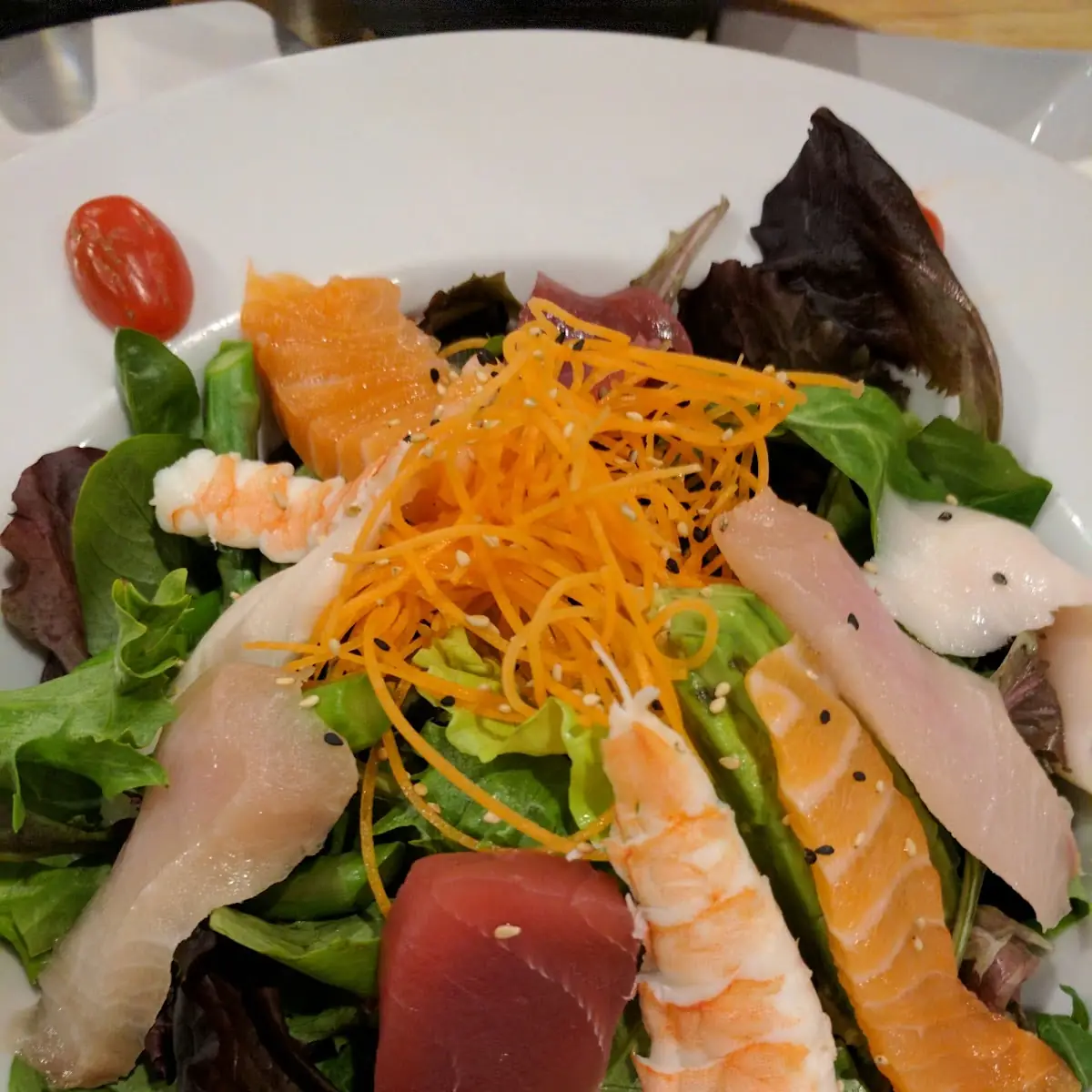 Sashimi Salad