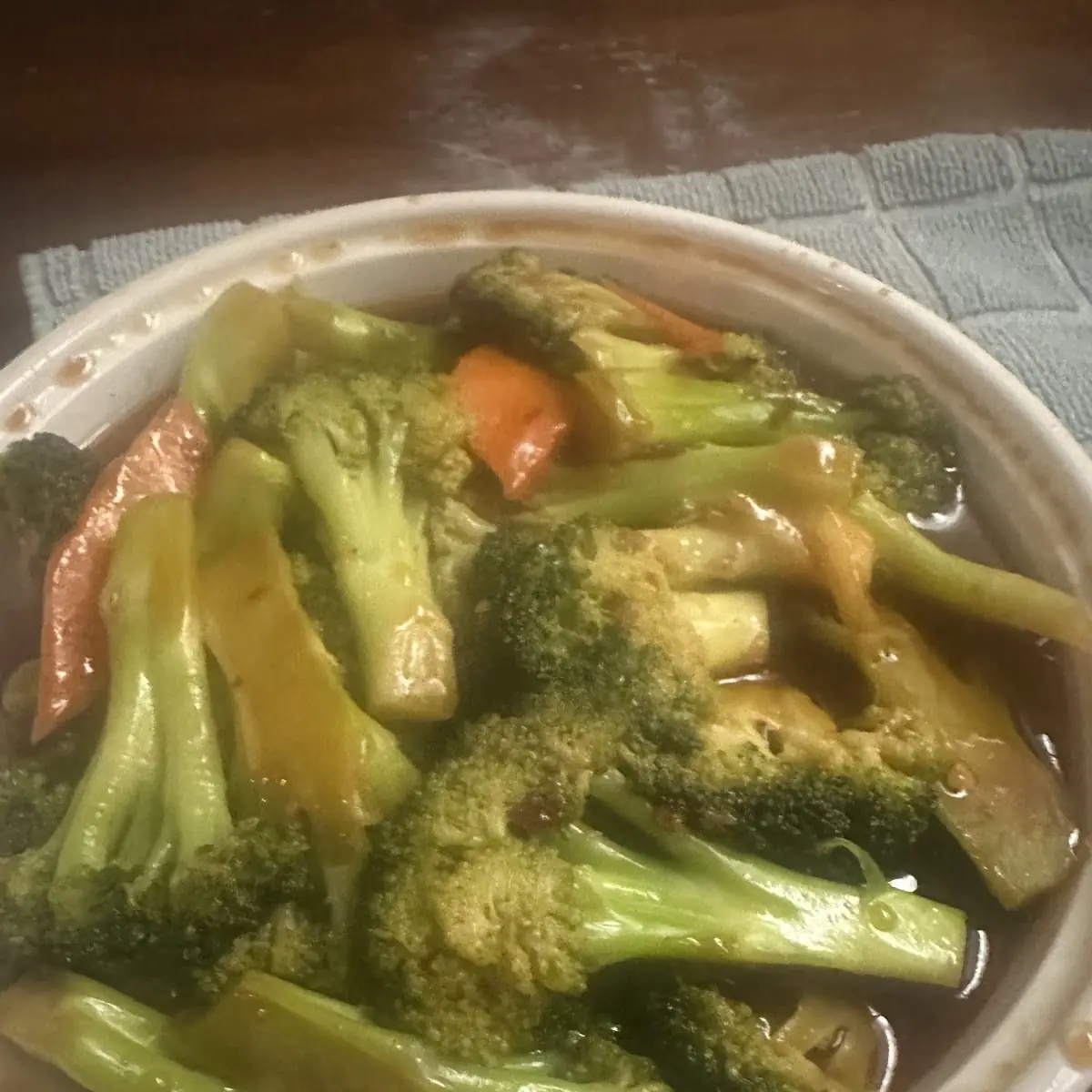 Sautéed Broccoli with Garlic Sauce