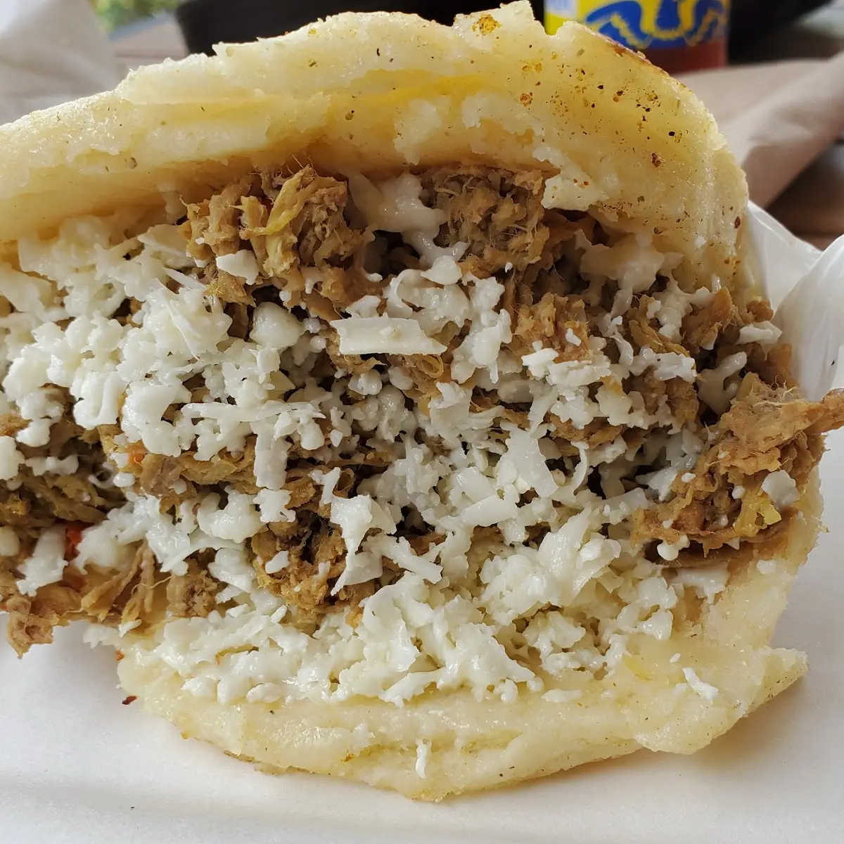 Arepas Rellenas Carne Queso Chorizo