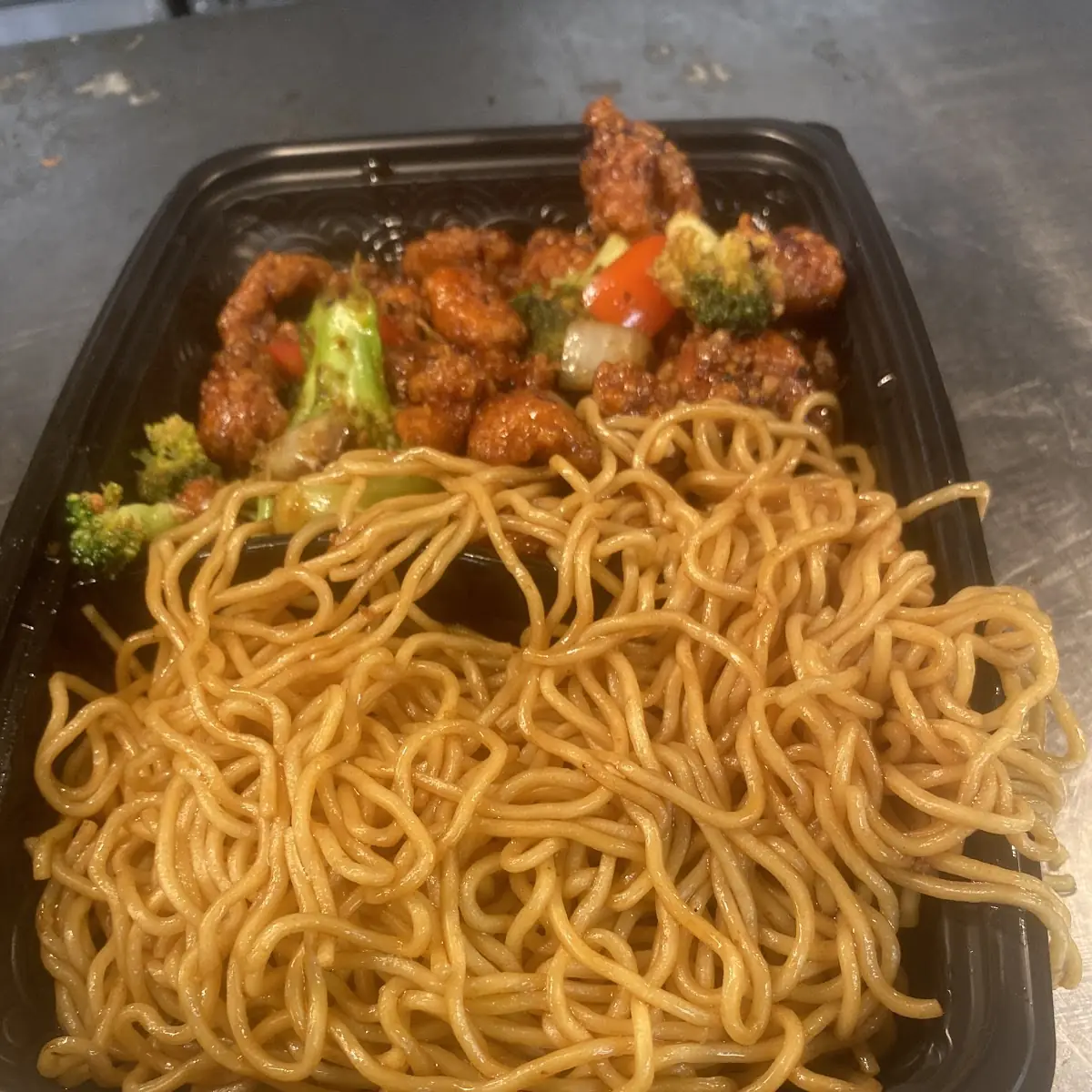 Kids Chicken Lo Mein