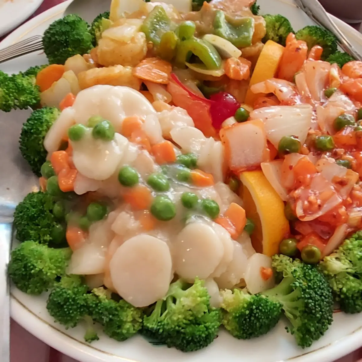 Shrimp and Scallops with Garlic Sauce