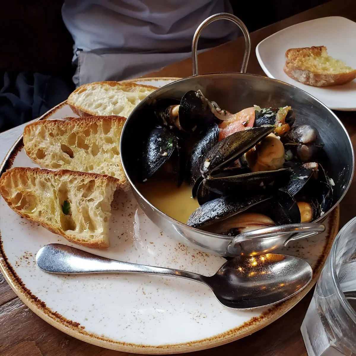 Steamed Mussels