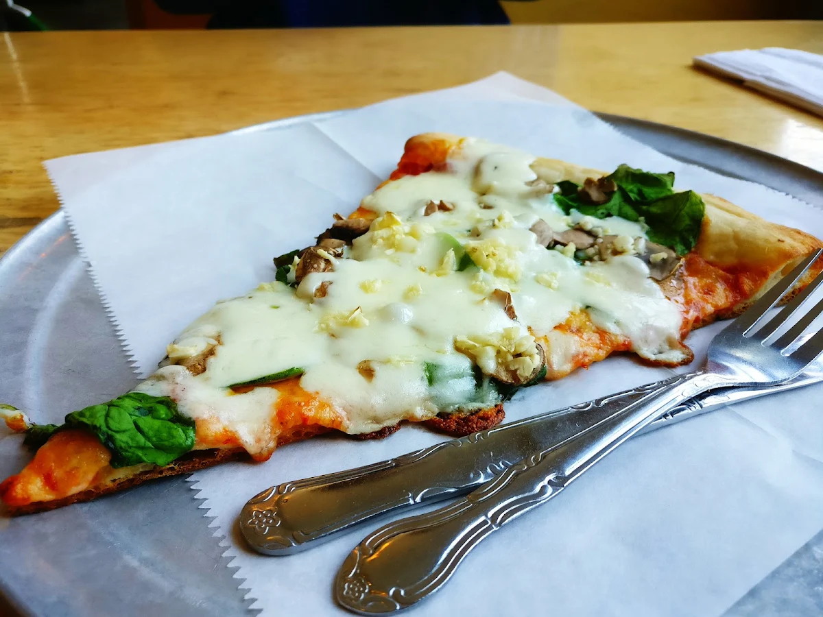Spinach & Mushroom Pizza