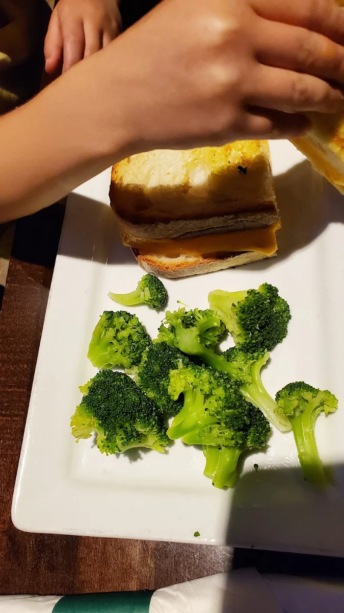 Kids Grilled Cheese and Broccoli Bites