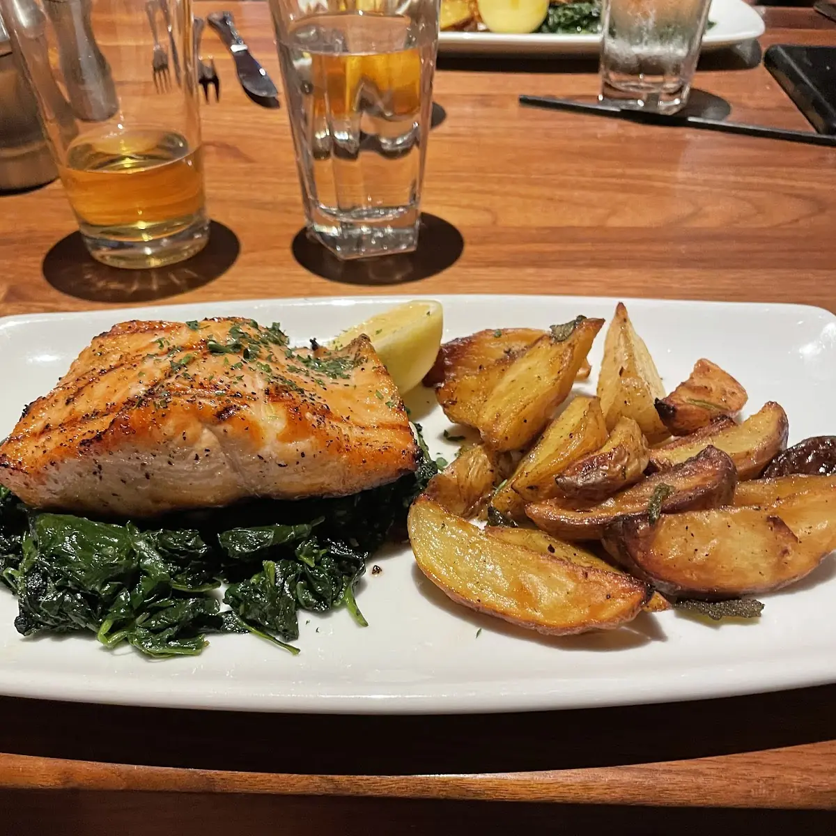 Grilled Salmon with Spinach and Potatoes