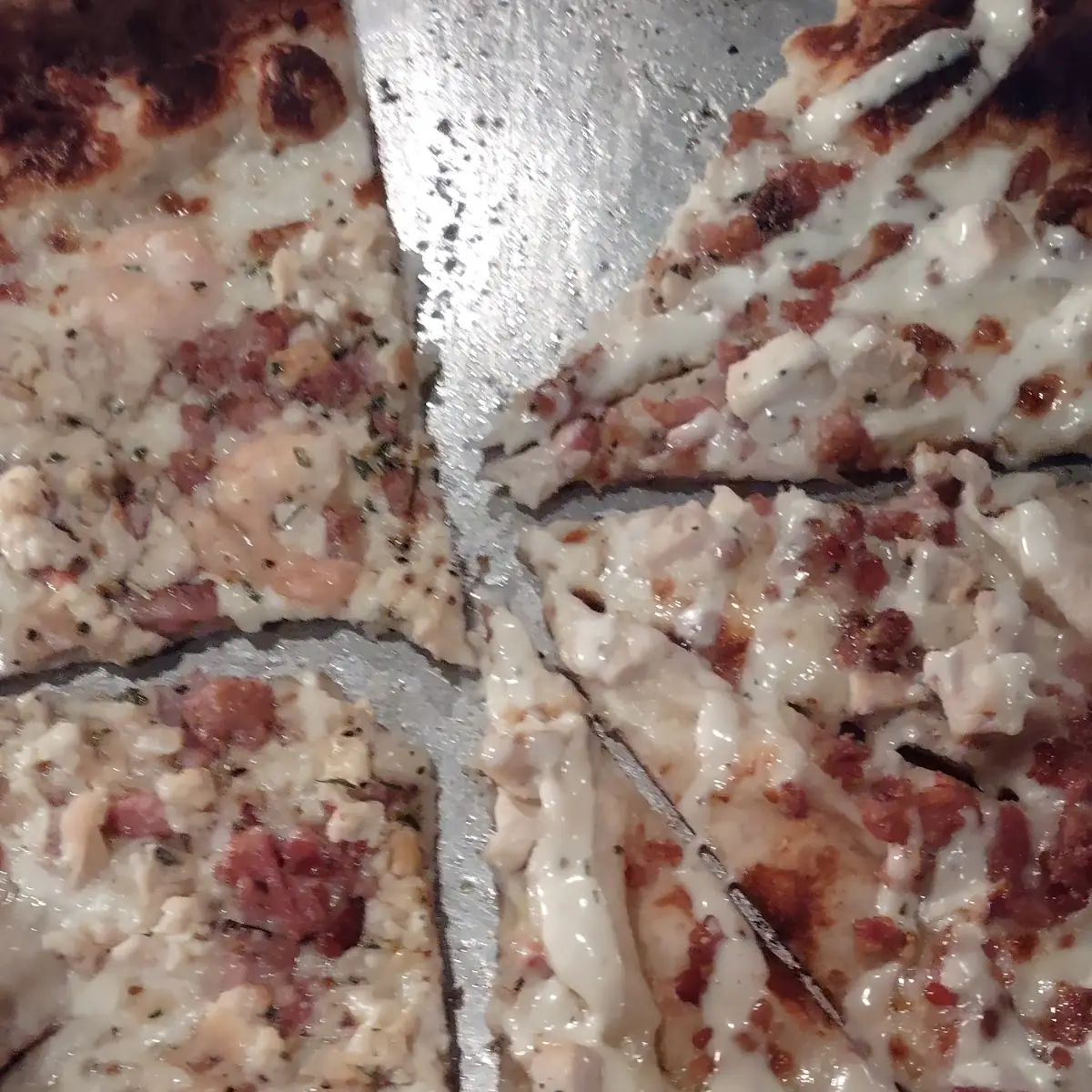 Chicken Bacon and Ranch Pizza