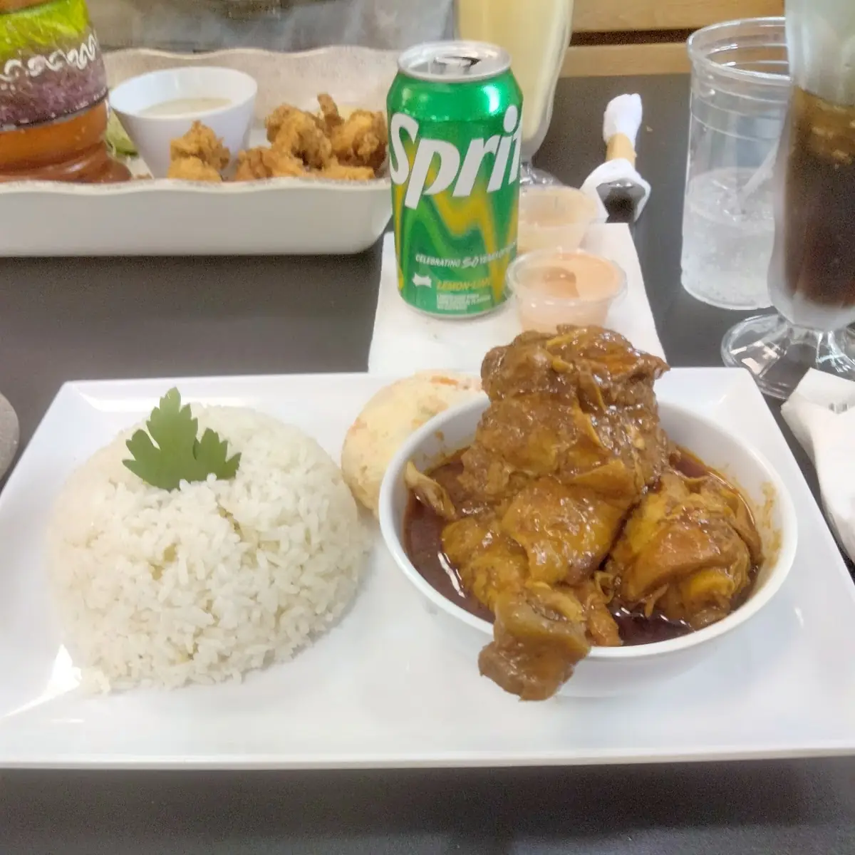 Pollo Guisado