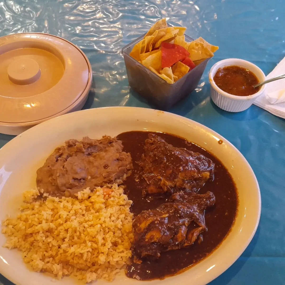 Pollo En Mole