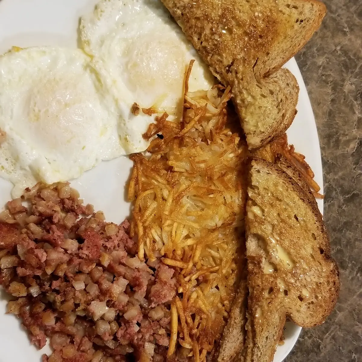 Corned Beef Hash & Eggs and Toast