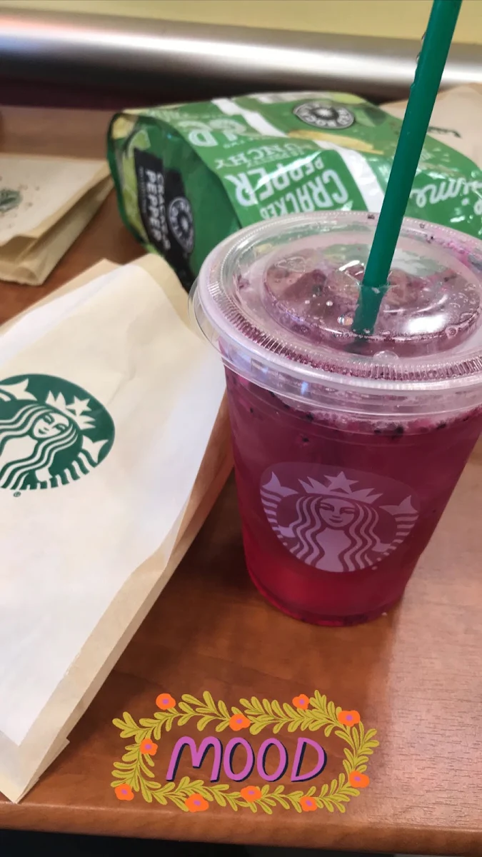 Mango Dragonfruit Refresher