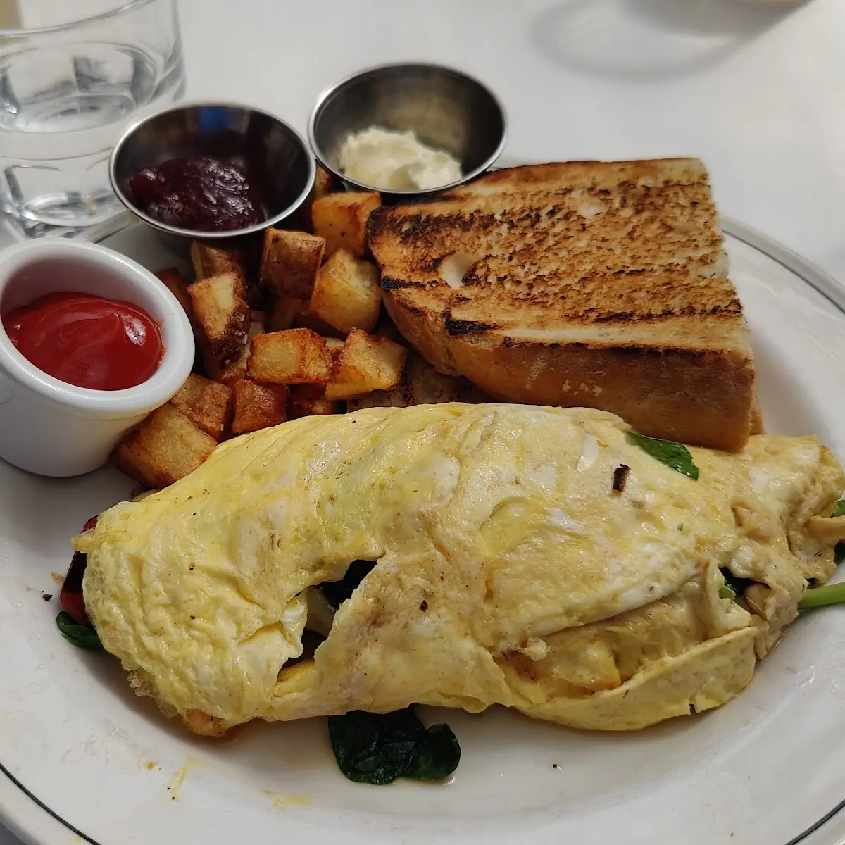 Cafe Nell Egg White Omelet