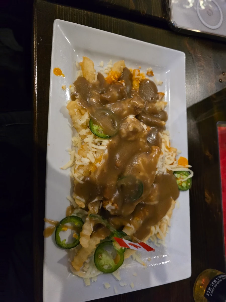 Buffalo Chicken Poutine