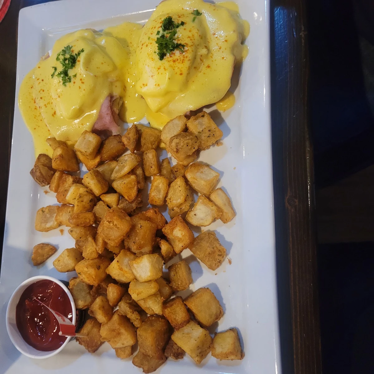Eggs Benedict
