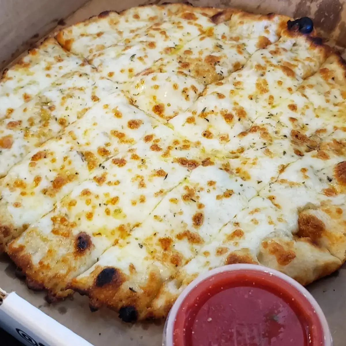 Super Cheesy Bread with Garlic Sauce