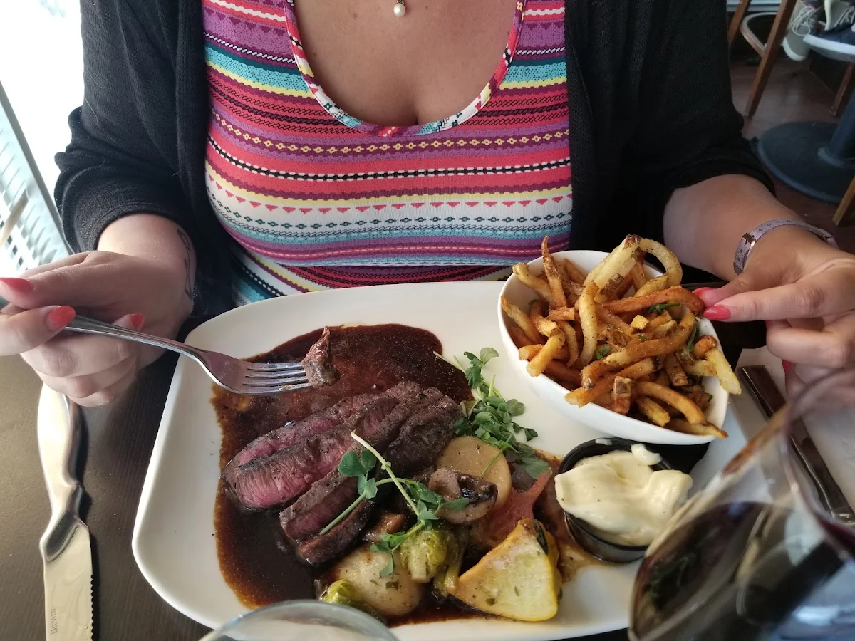 Steak & Frites GF, St. Martha's Brasserie d'Orléans