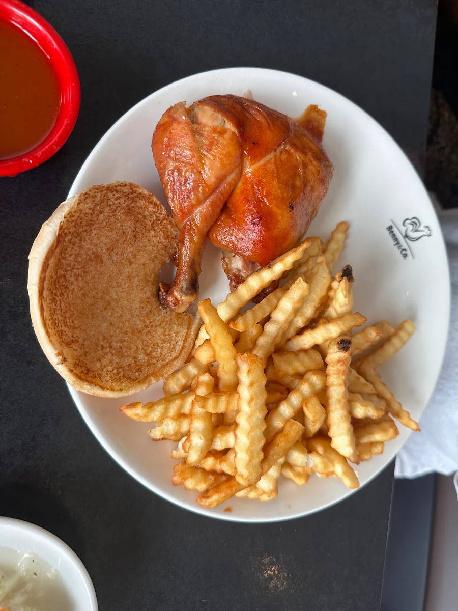 BBQ Chicken, Benny&Co.
