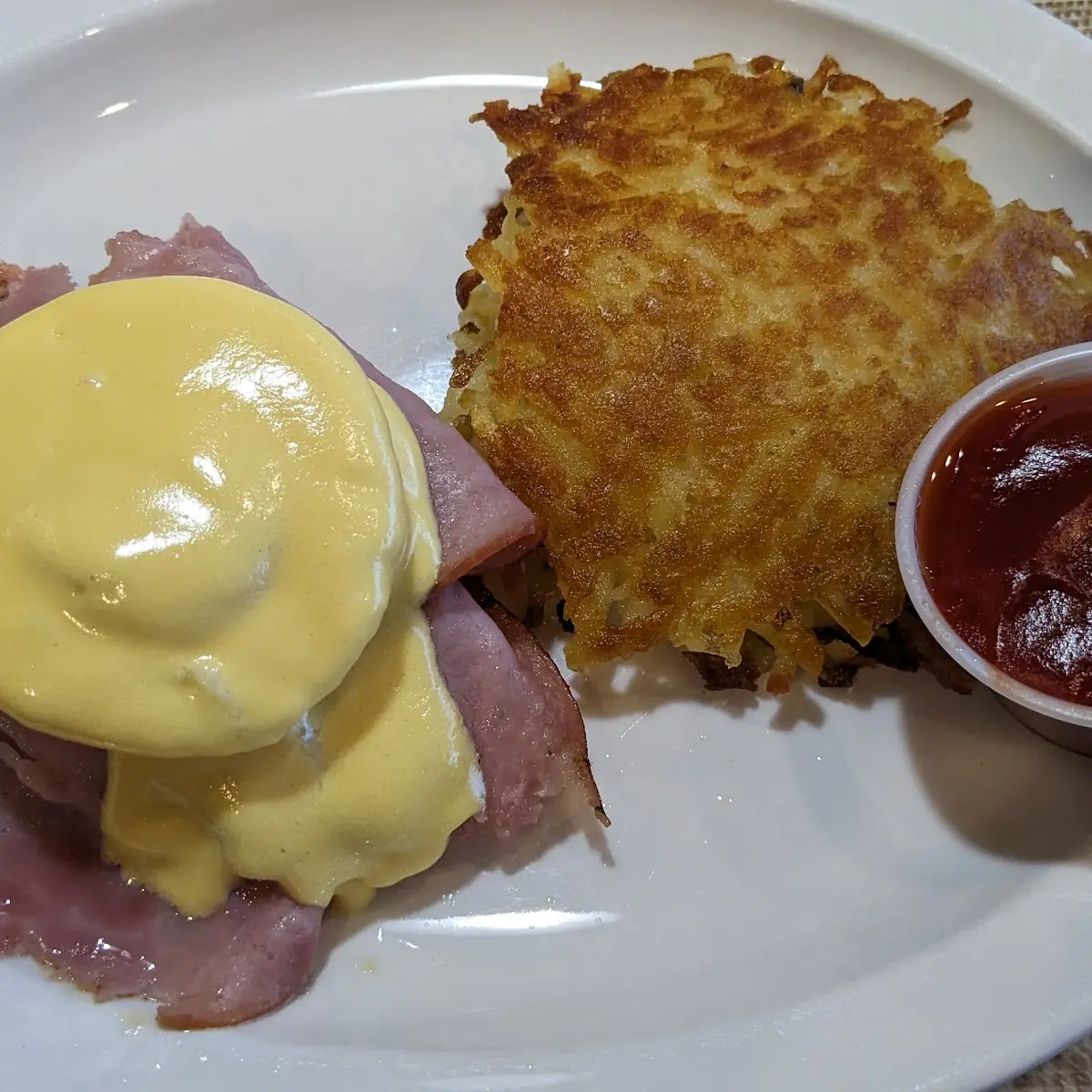Classic Eggs Benedict